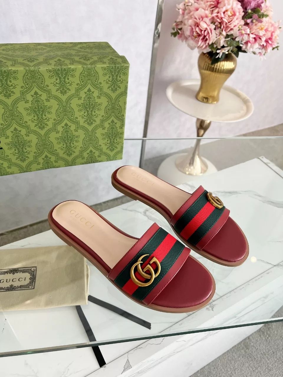 Gucci Slippers For Women Sophisticated 898