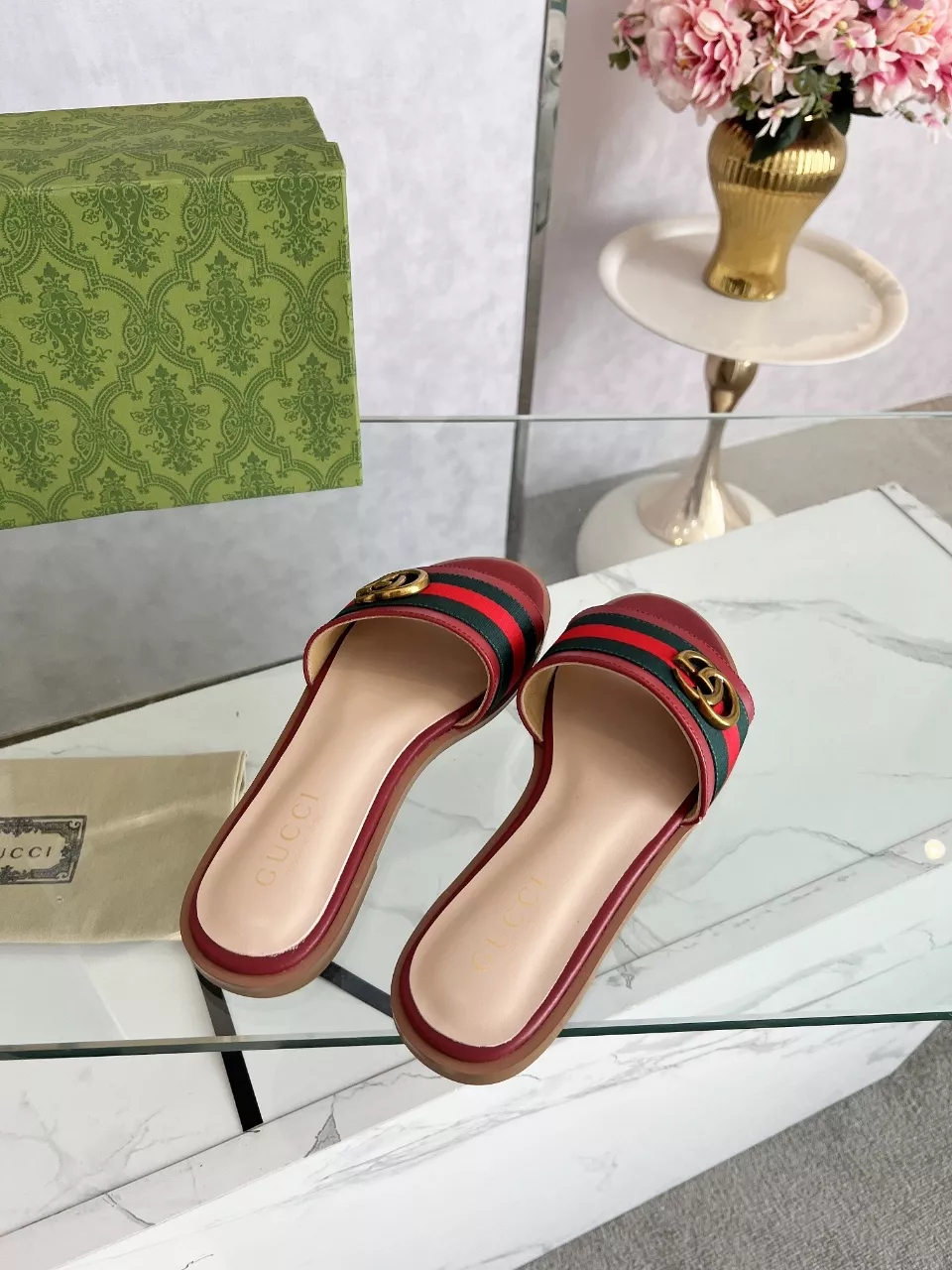 Gucci Slippers For Women Sophisticated 898