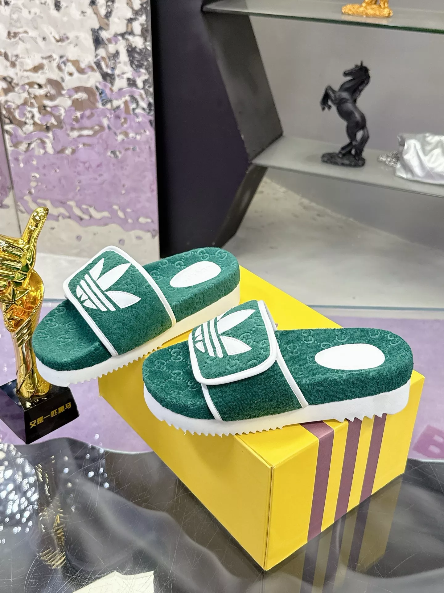 Gucci Slippers For Women SportInspired 798