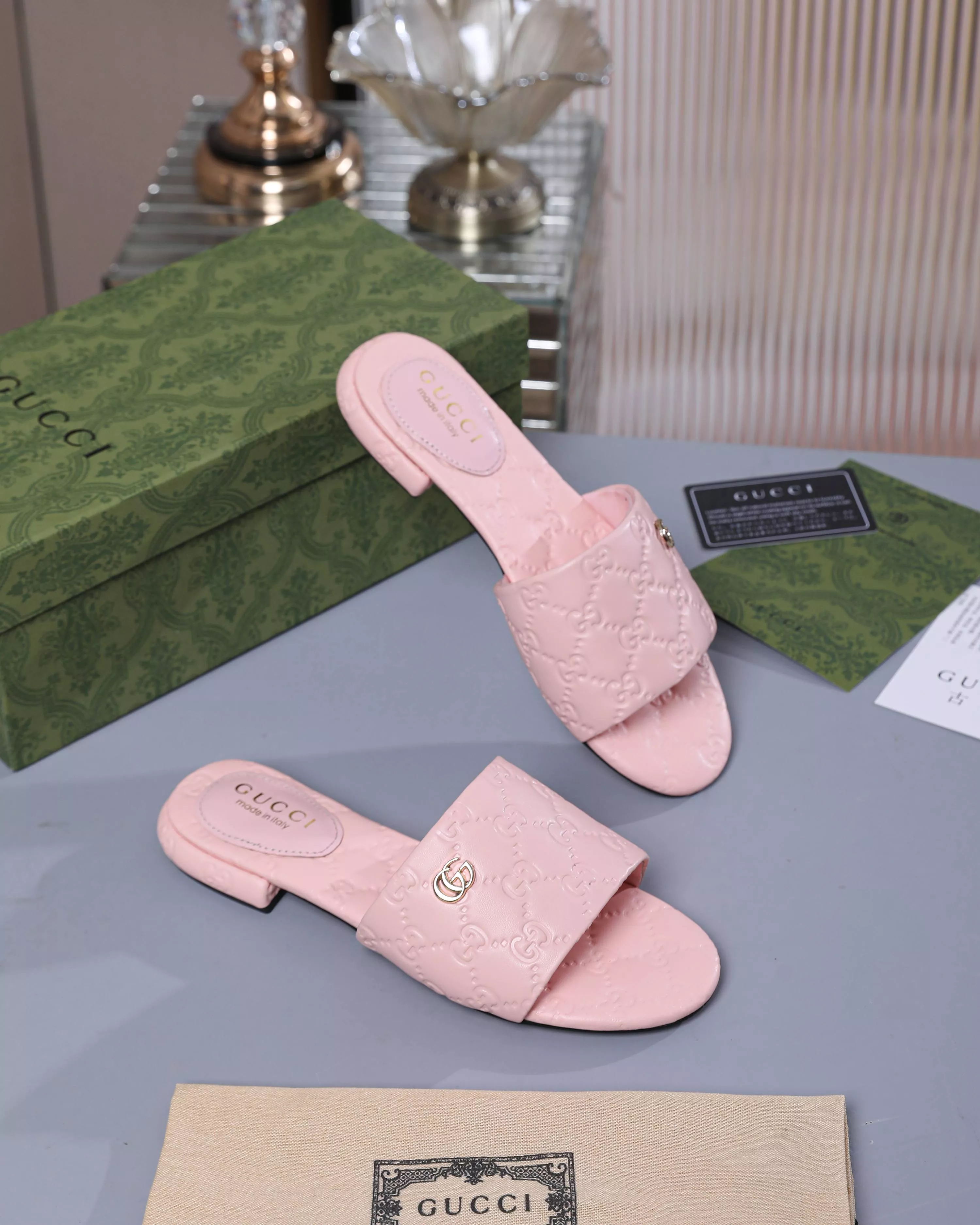Gucci Slippers For Women StreetReady 3079