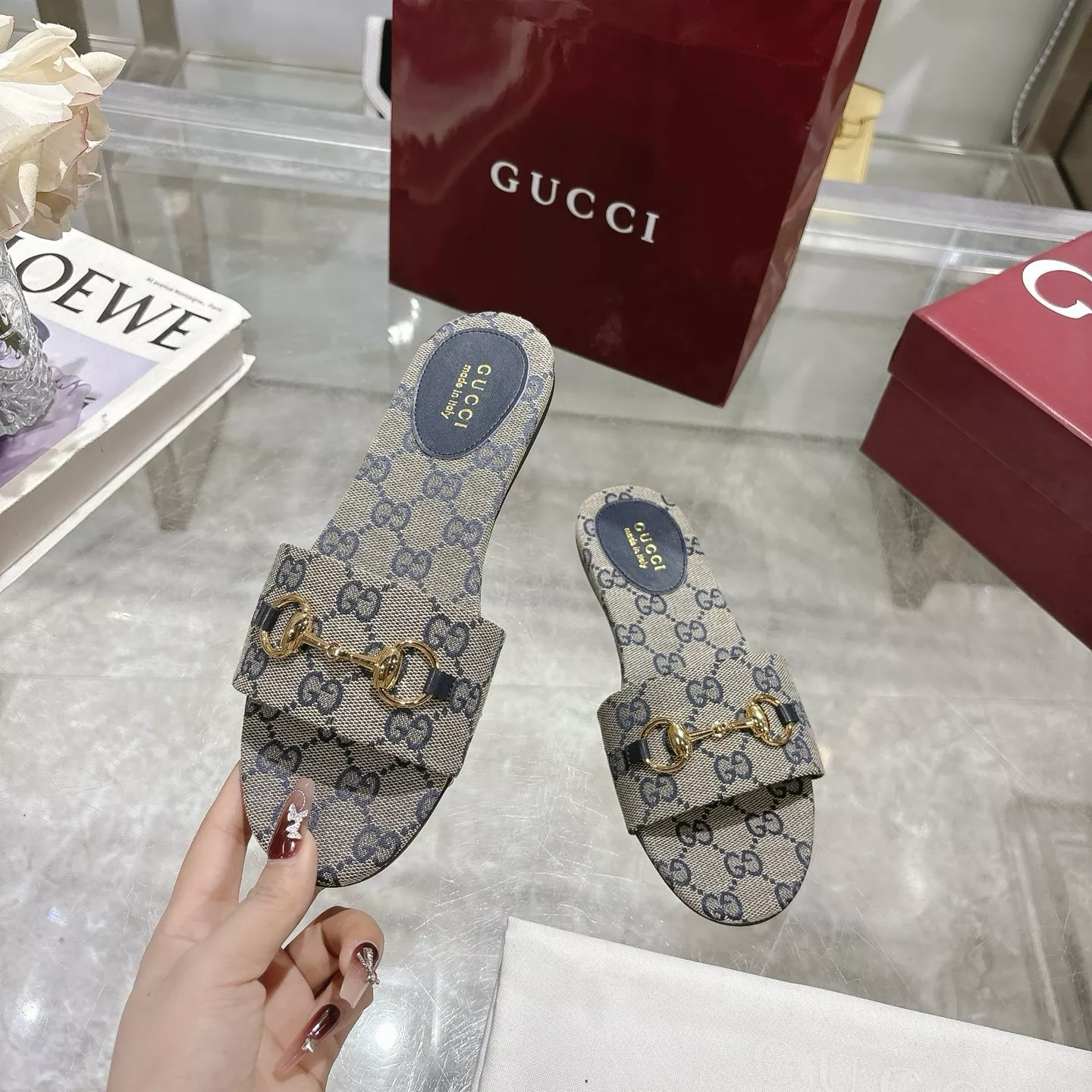 Gucci Slippers For Women StreetReady 4137