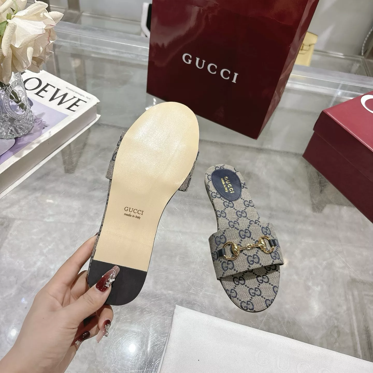 Gucci Slippers For Women StreetReady 4137