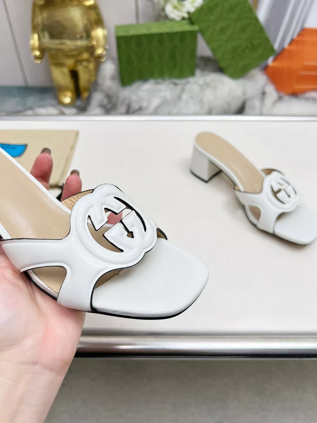 Gucci Slippers For Women Stylish 9525