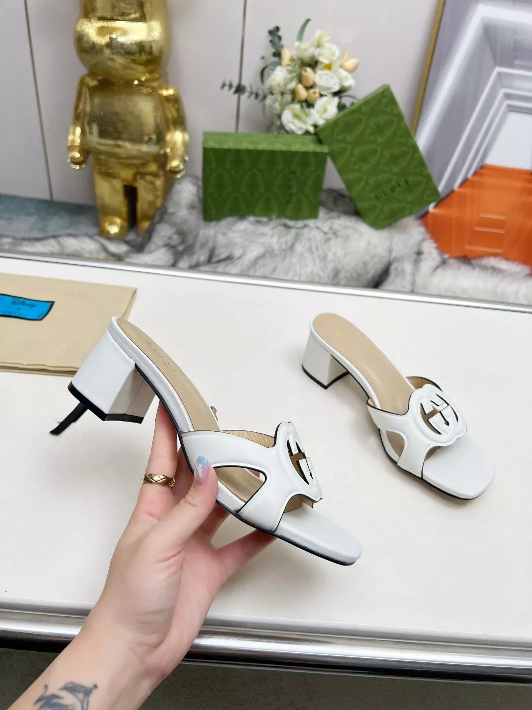 Gucci Slippers For Women Stylish 9525