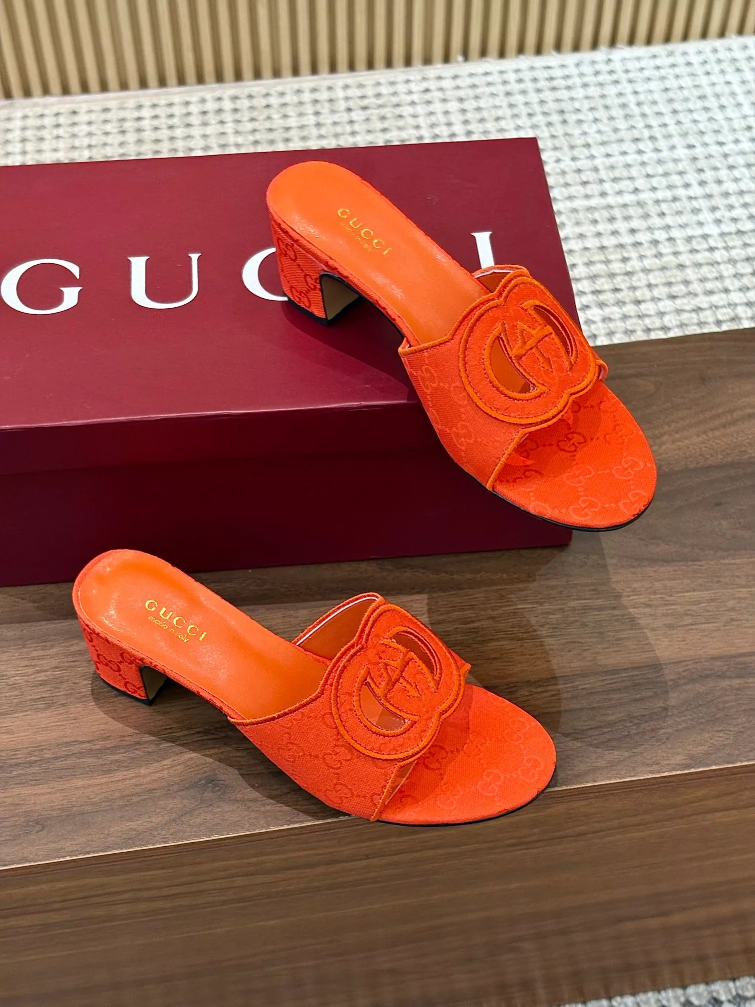 Gucci Slippers For Women Timeless 4284