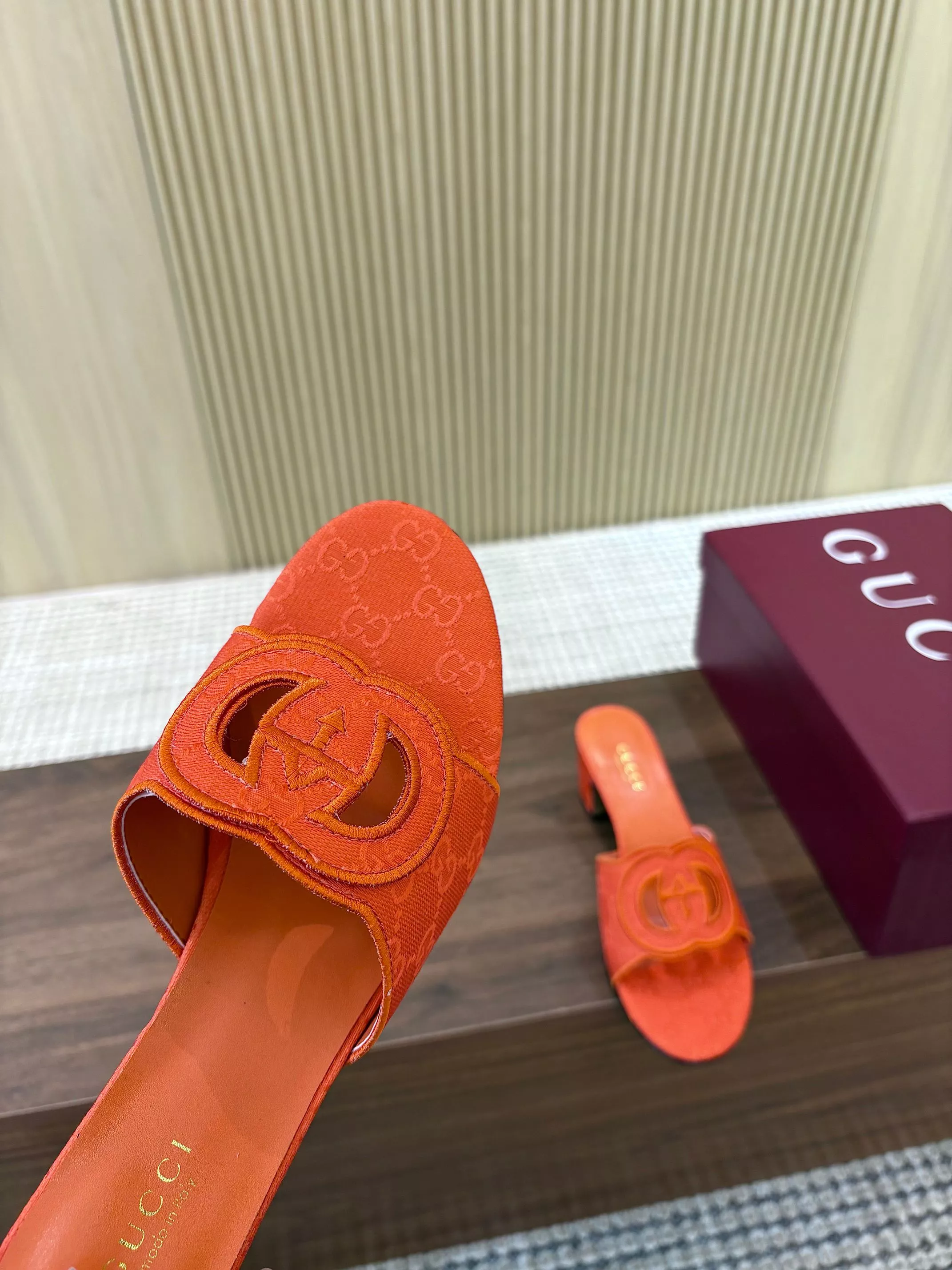 Gucci Slippers For Women Timeless 4284