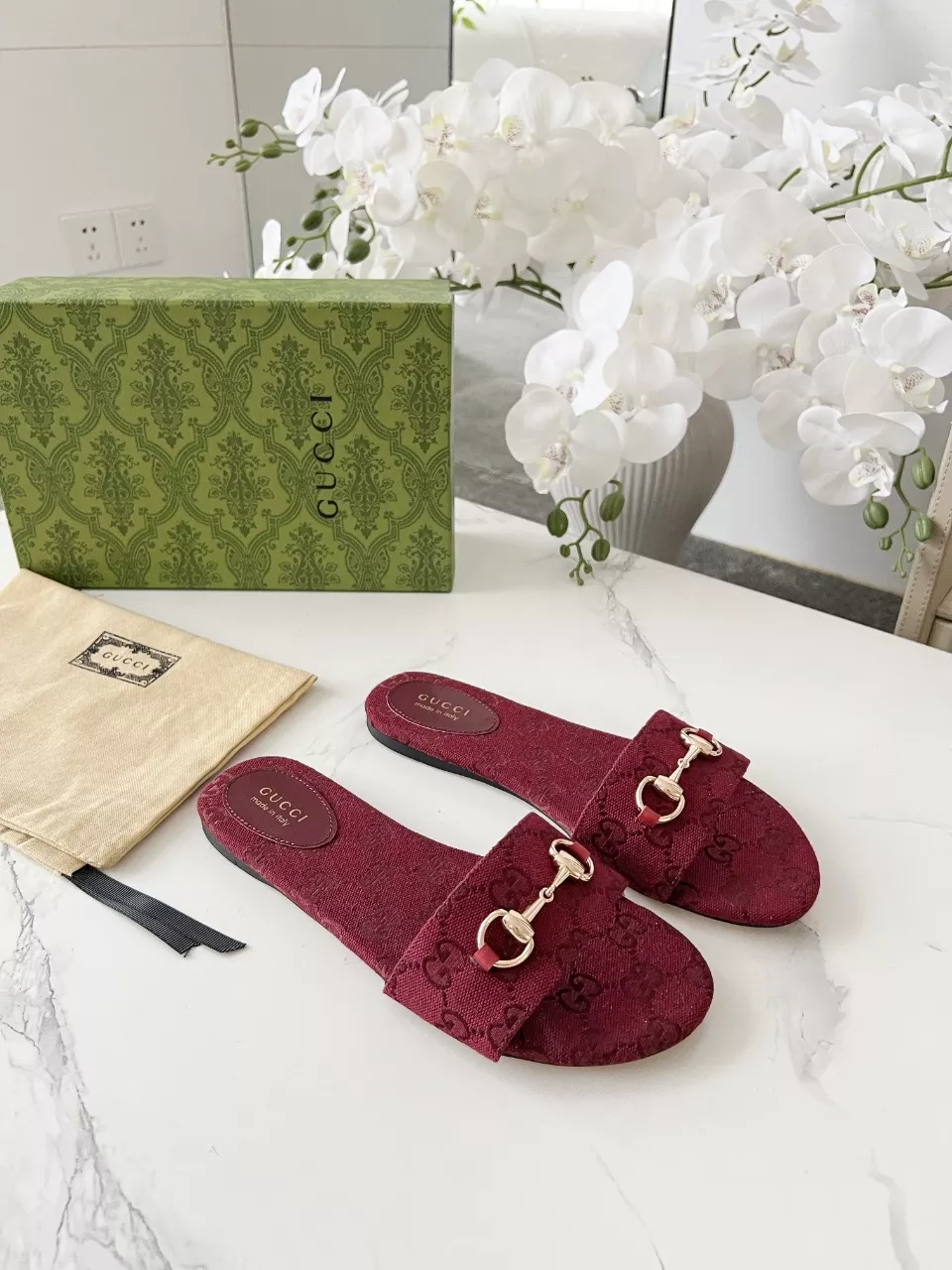 Gucci Slippers For Women Timeless 7335