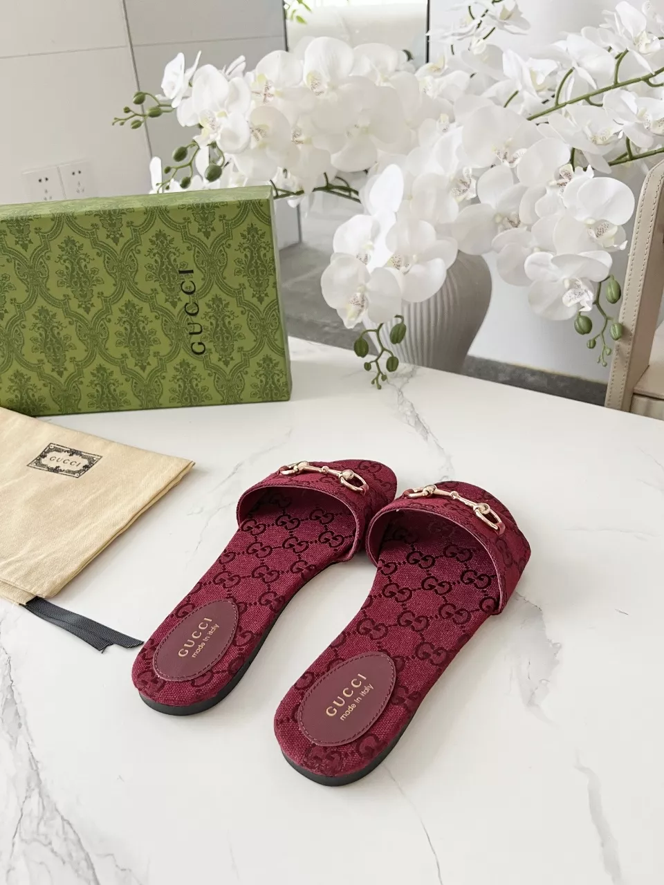 Gucci Slippers For Women Timeless 7335