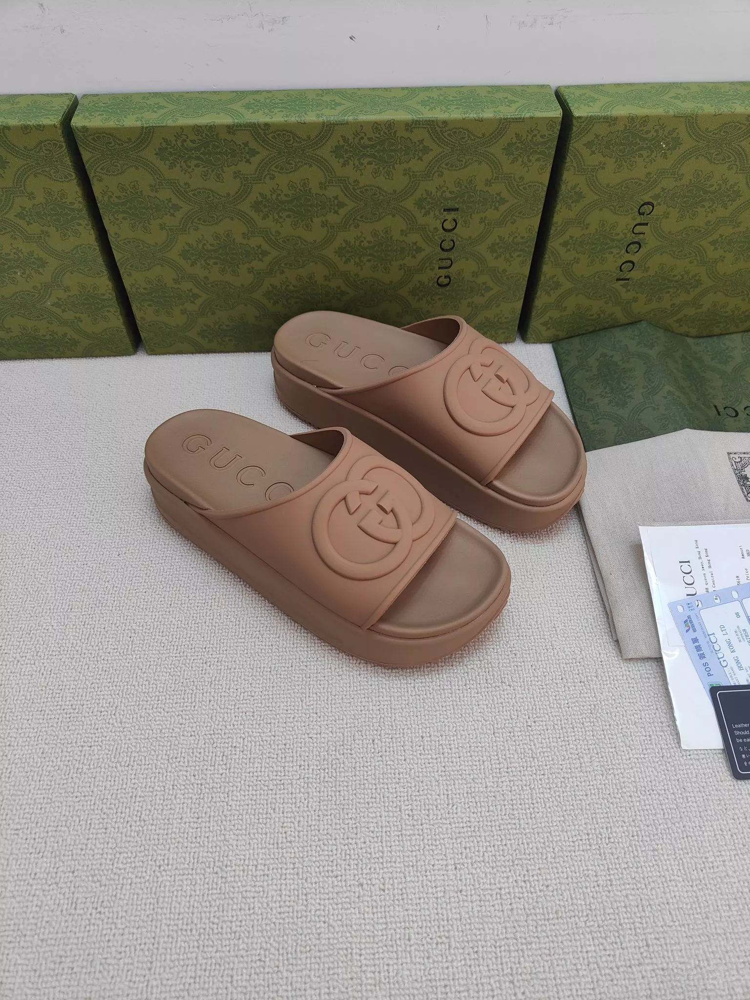 Gucci Slippers For Women Trendsetting 5151
