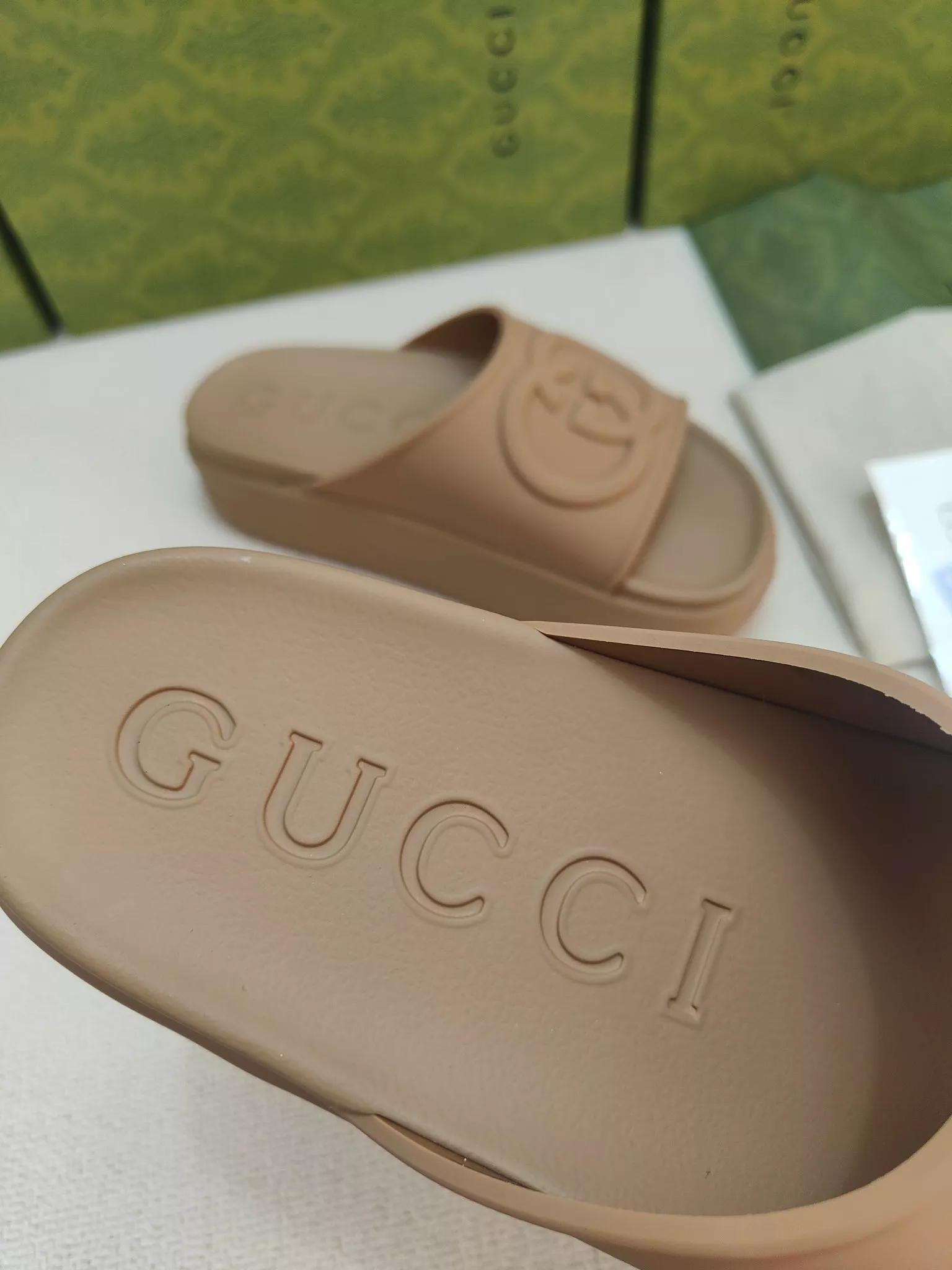 Gucci Slippers For Women Trendsetting 5151