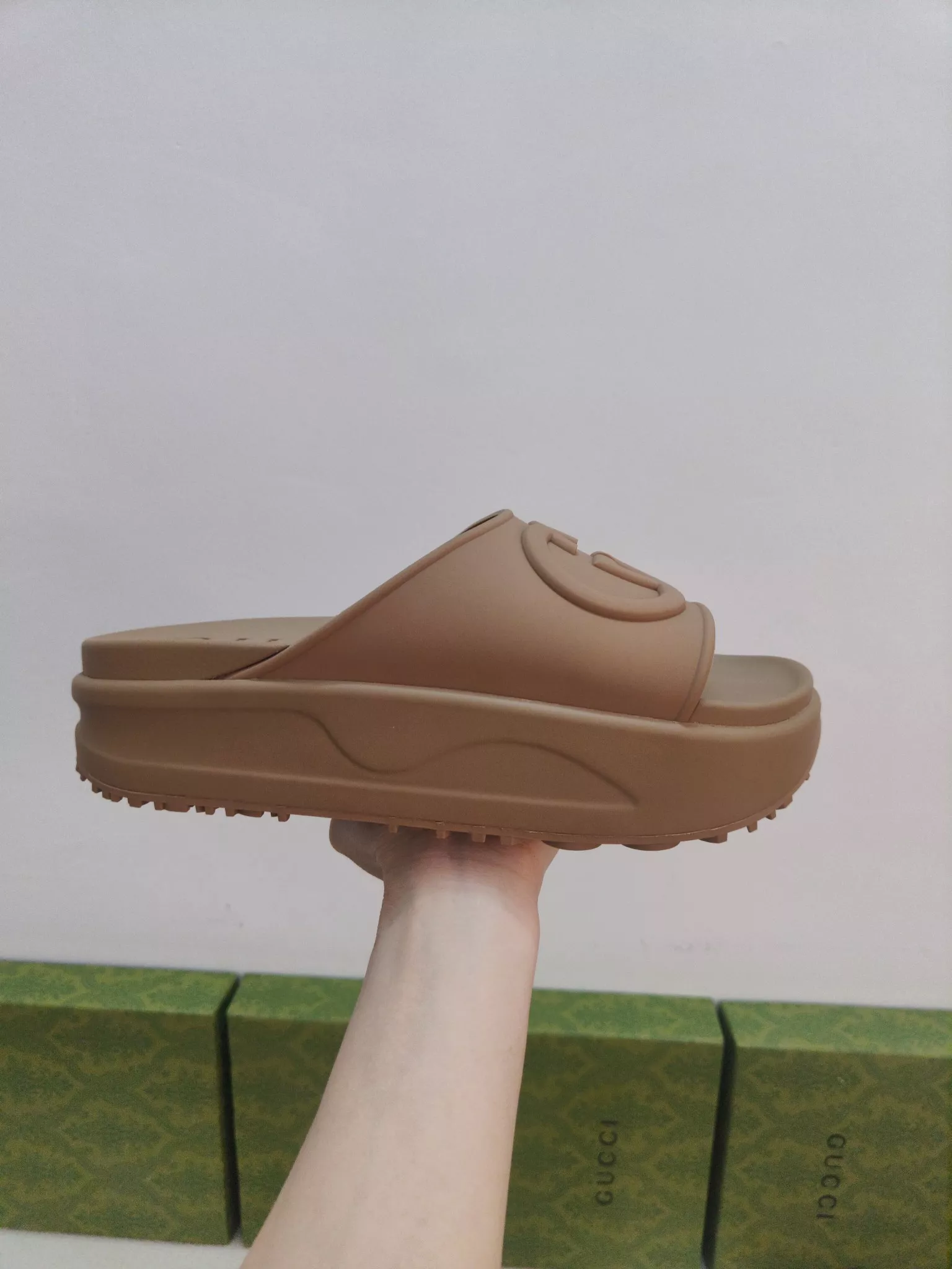 Gucci Slippers For Women Trendsetting 5151