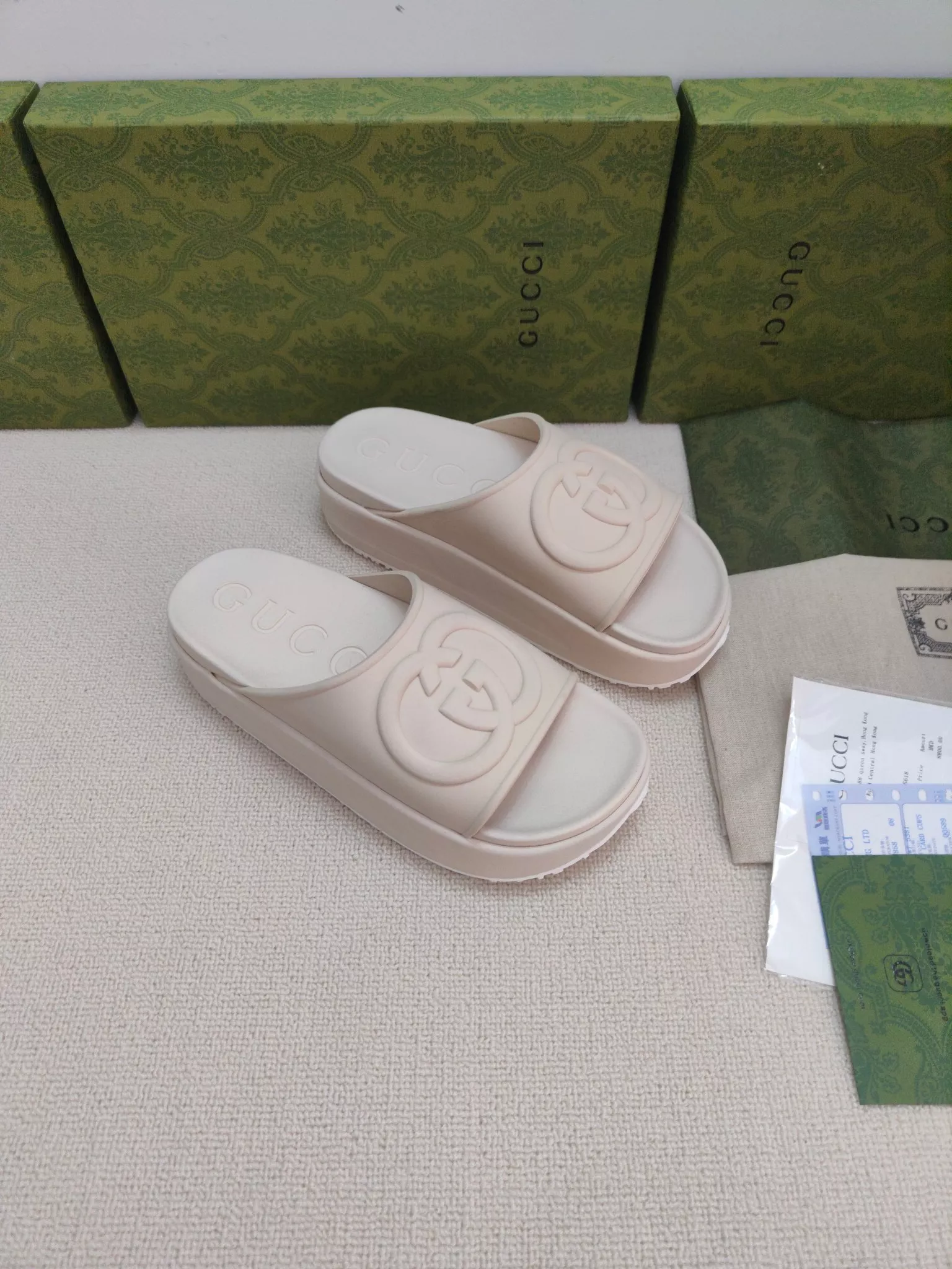 Gucci Slippers For Women Trendsetting 6616