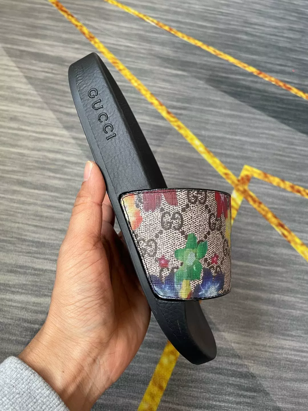 Gucci Slippers For Women Trendsetting 7994