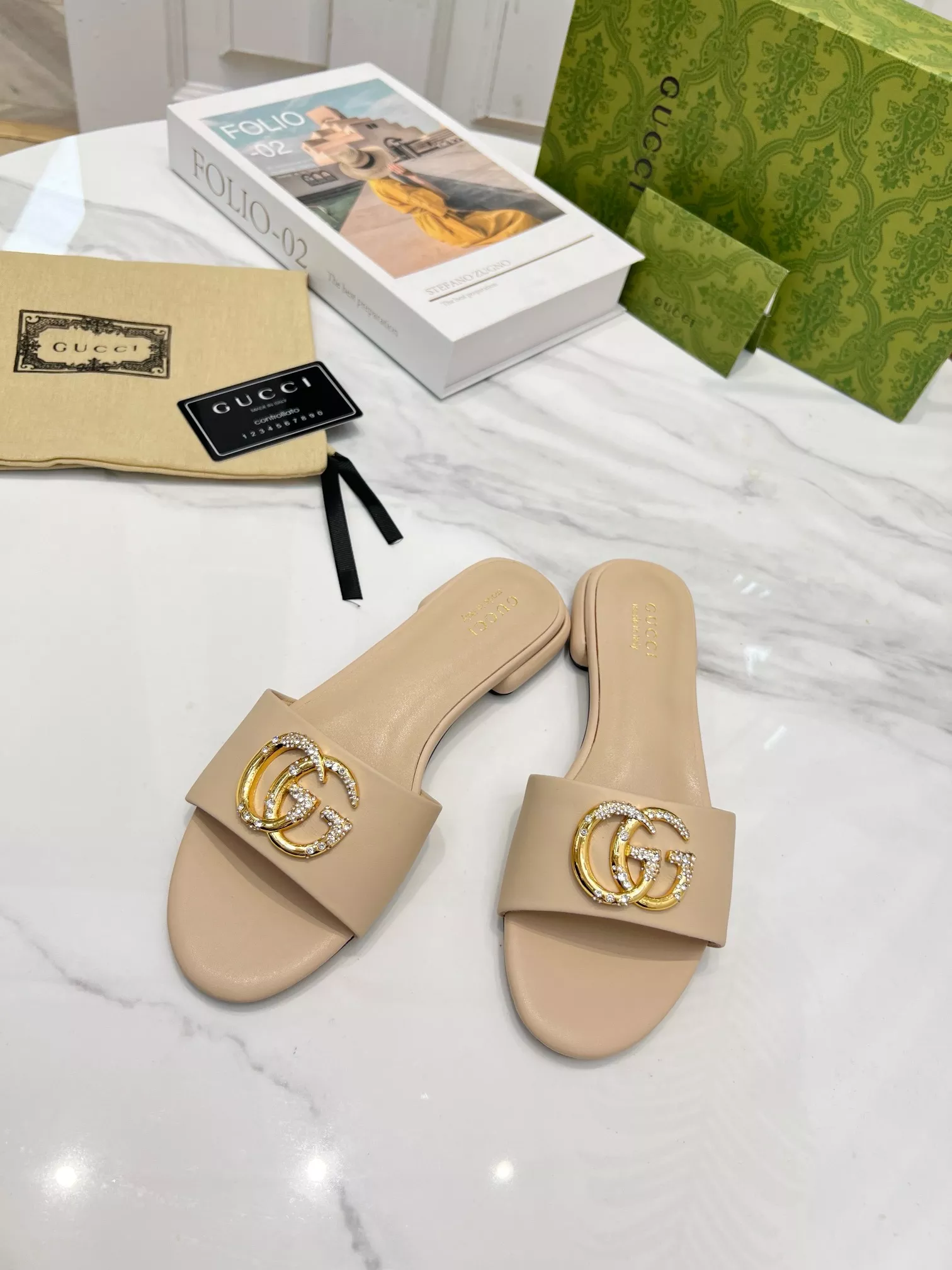 Gucci Slippers For Women Trendsetting 8763