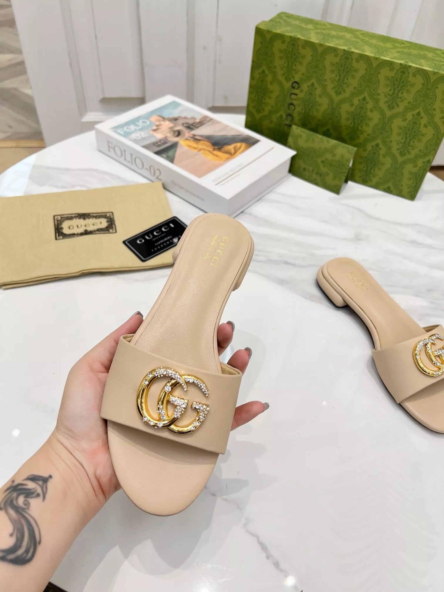 Gucci Slippers For Women Trendsetting 8763