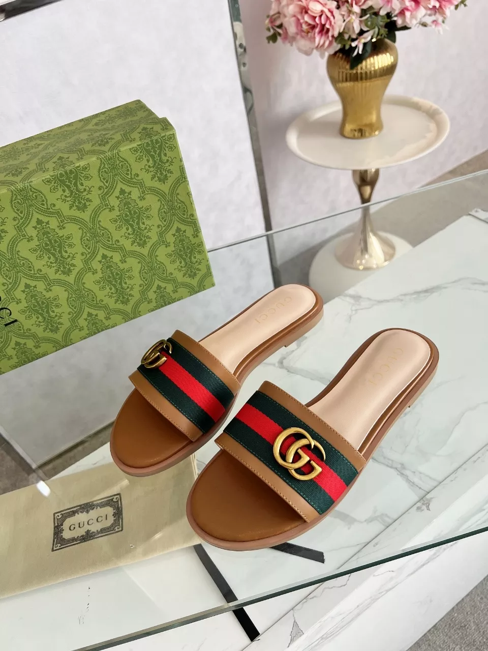 Gucci Slippers For Women Trendsetting 9867