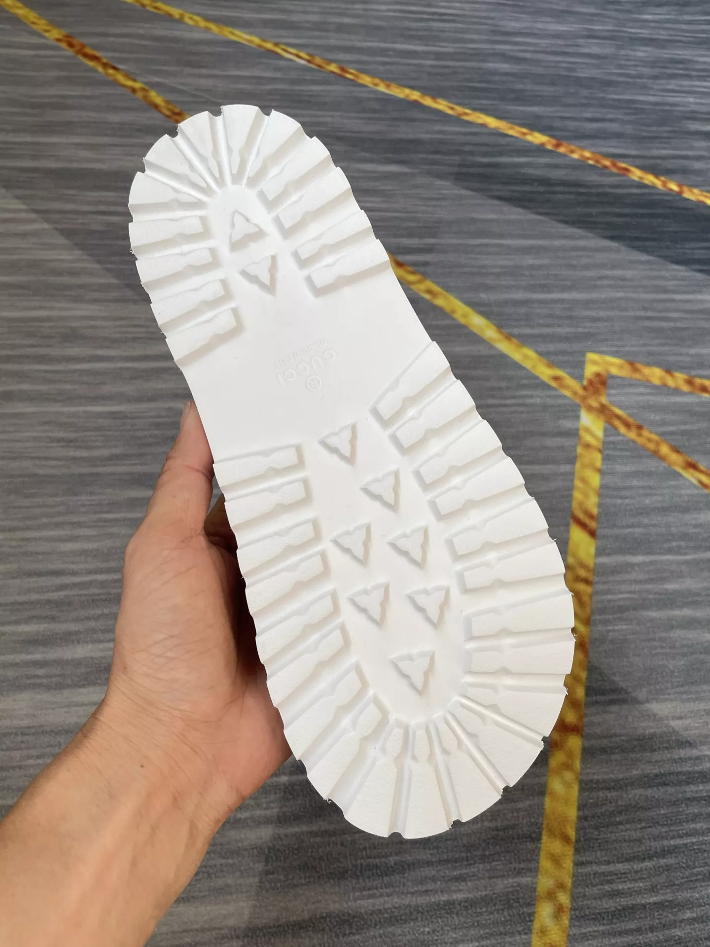 Gucci Slippers For Women Unique 2335