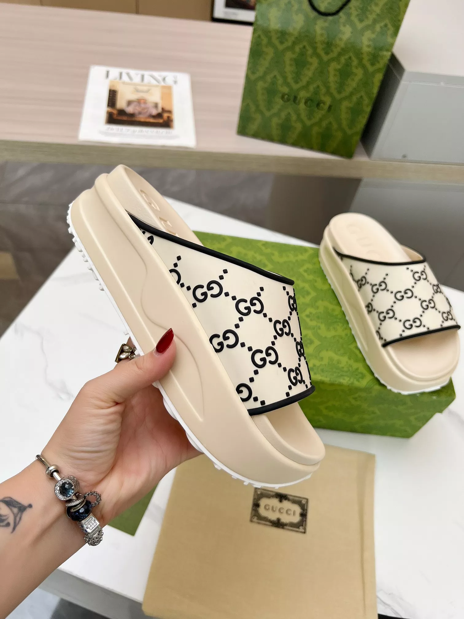 Gucci Slippers For Women Unique 7788