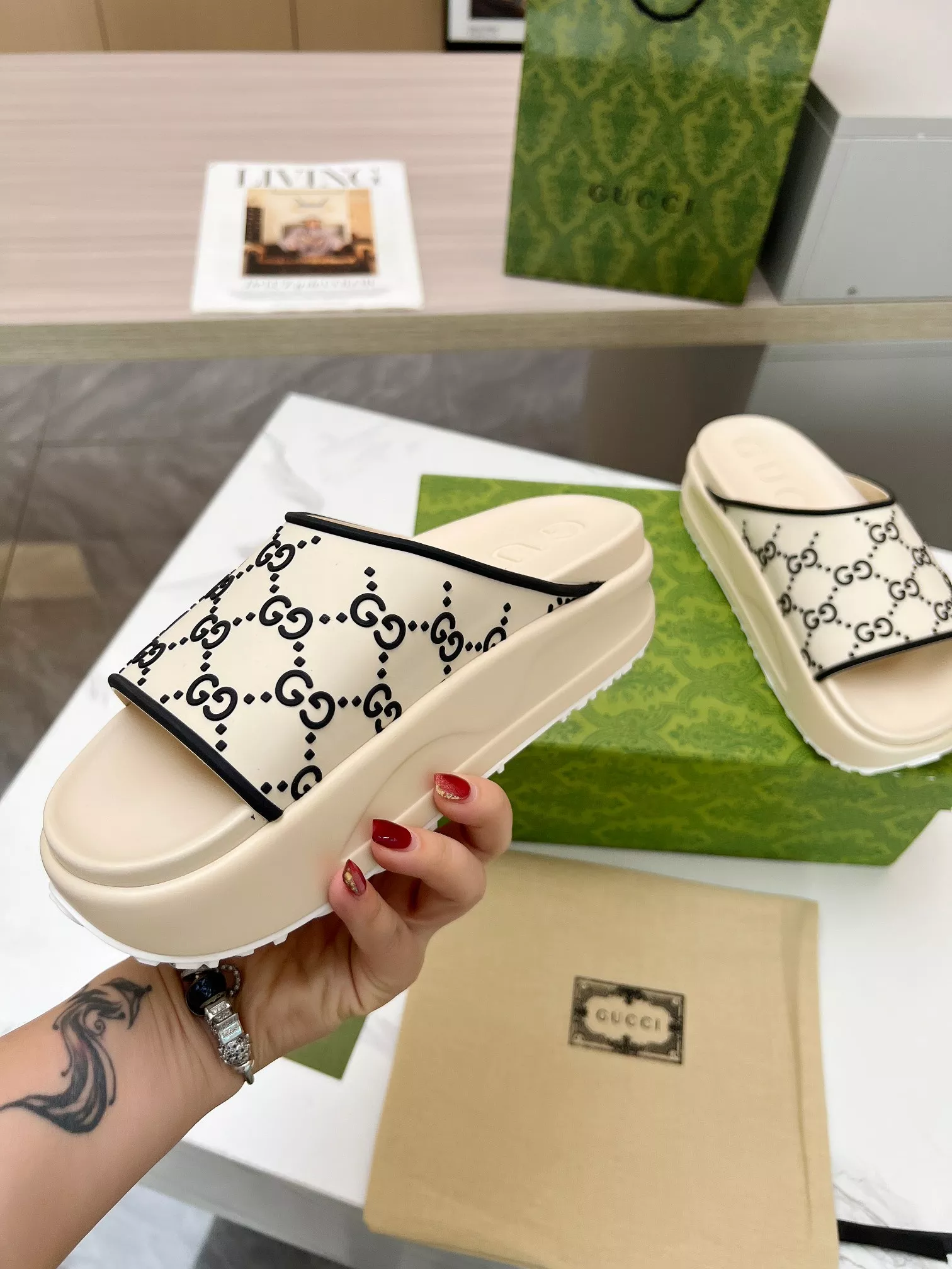 Gucci Slippers For Women Unique 7788