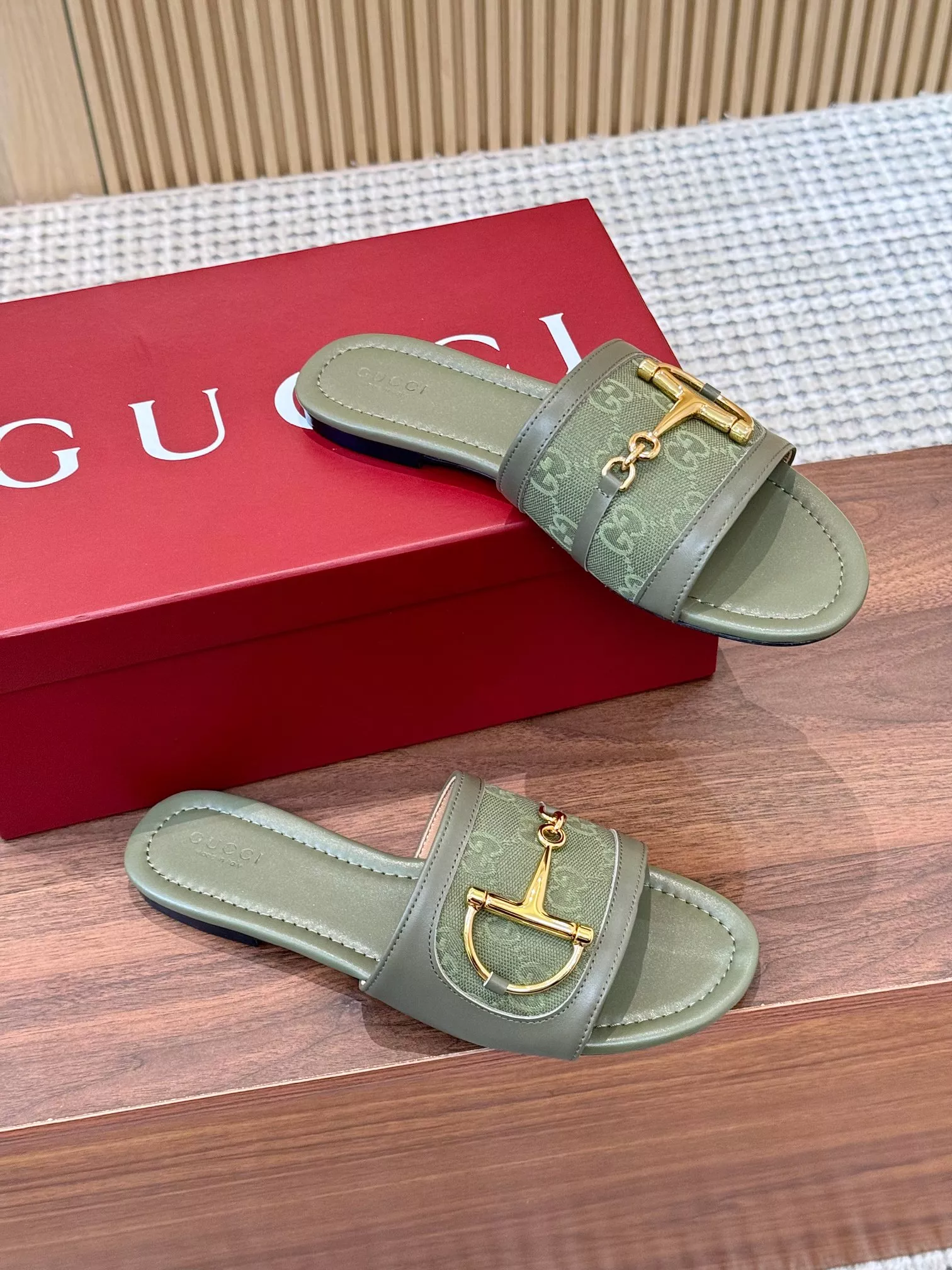 Gucci Slippers For Women UrbanStyle 953