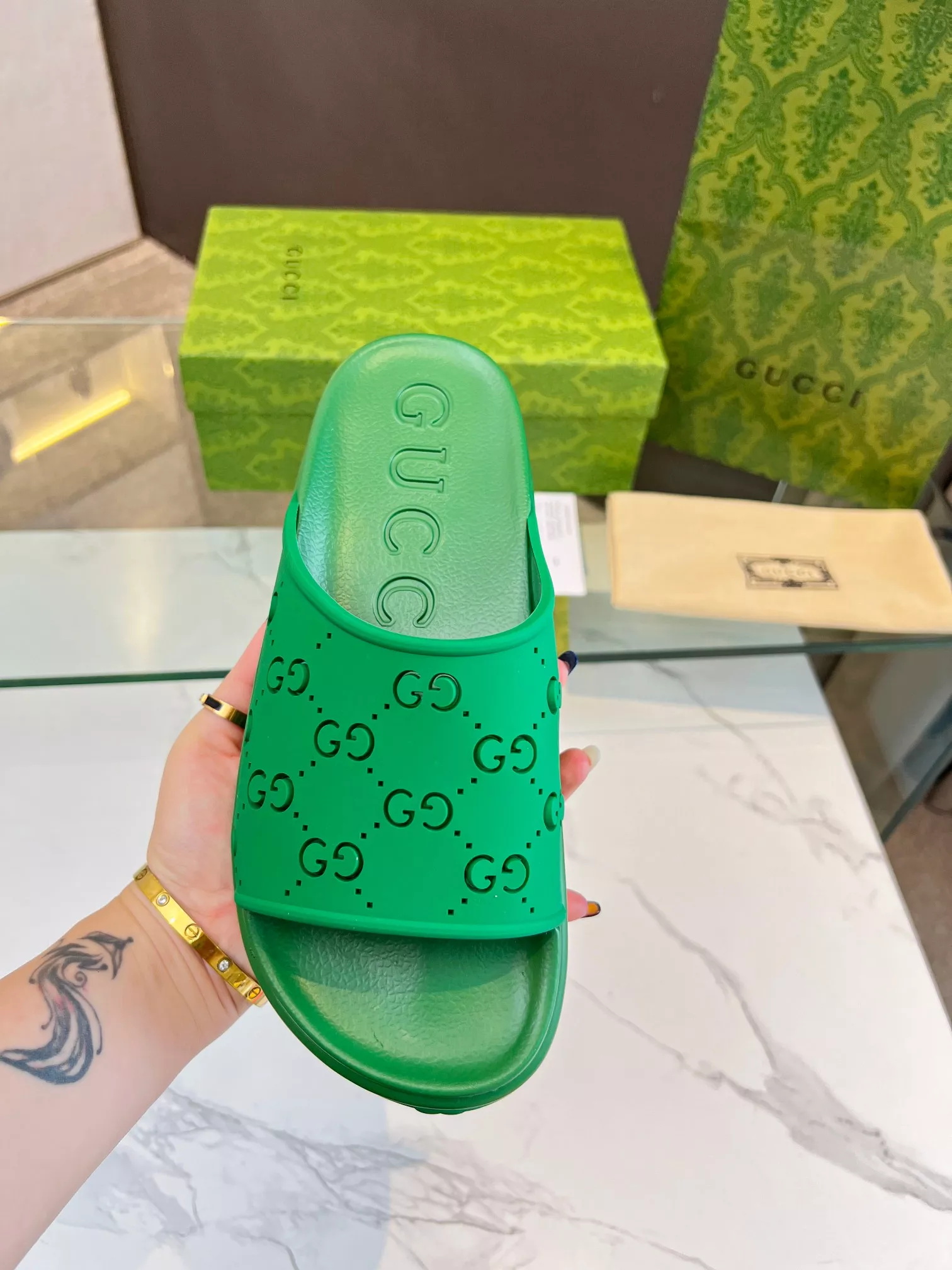 Gucci Slippers For Women Vibrant 3418