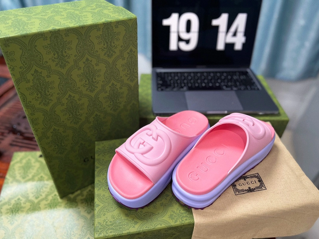 Gucci Slippers For Women Vibrant 6382
