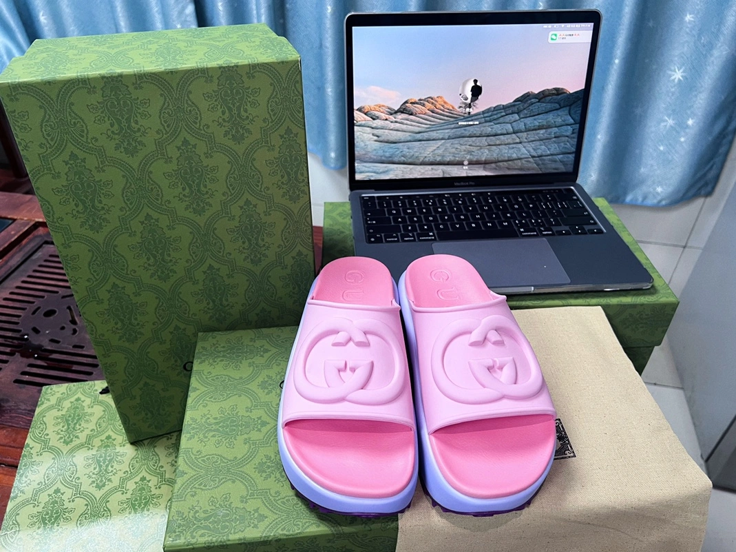 Gucci Slippers For Women Vibrant 6382