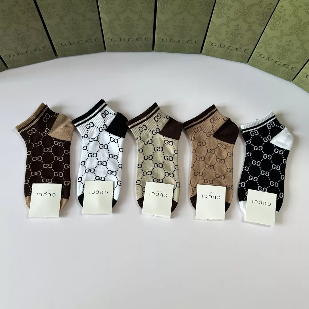 Gucci Socks For Unisex Bold 5627