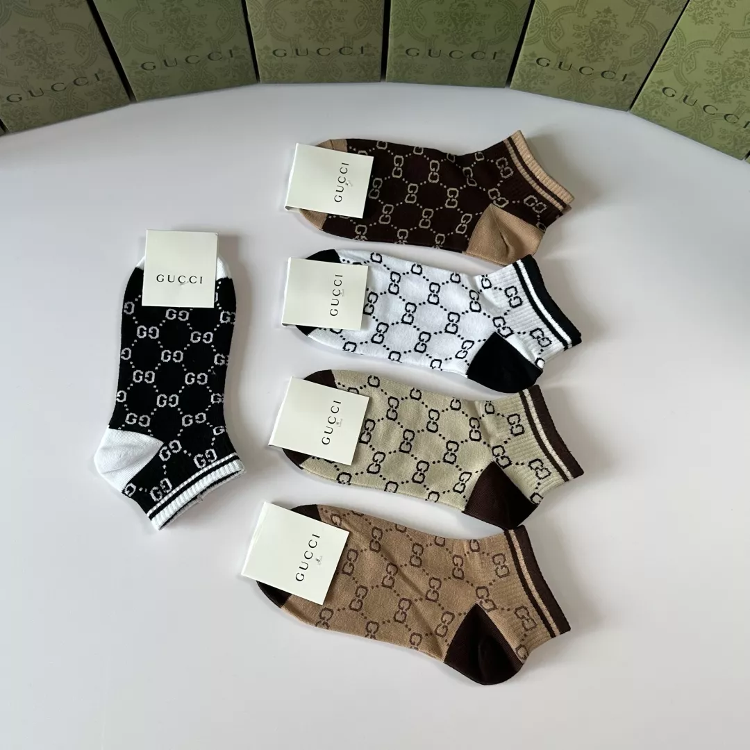 Gucci Socks For Unisex Bold 5627