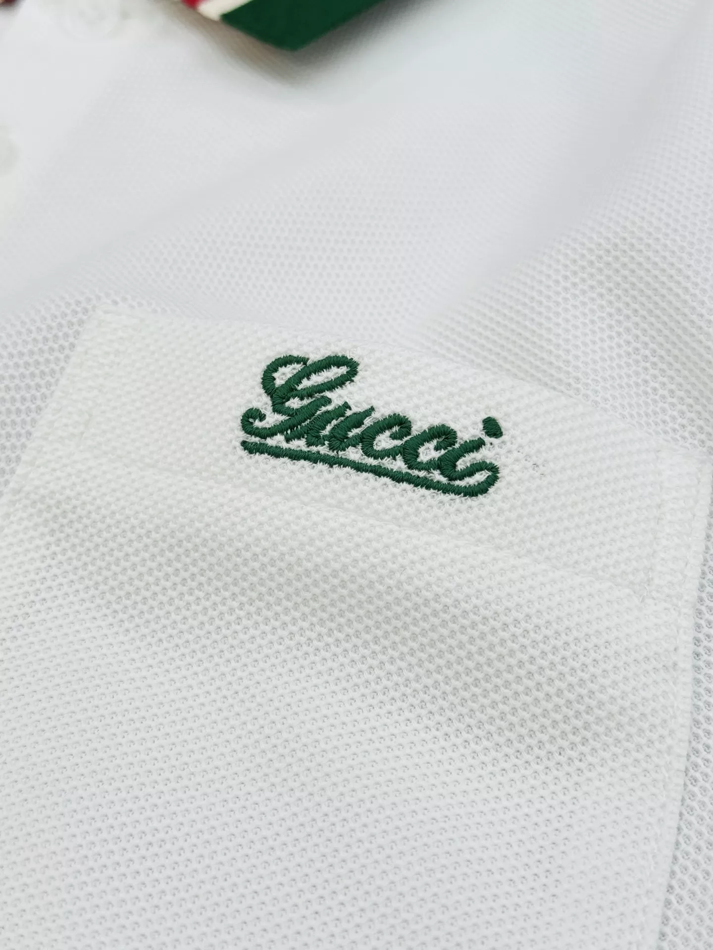 Gucci T-Shirts Short Sleeved For Men Affordable 4768