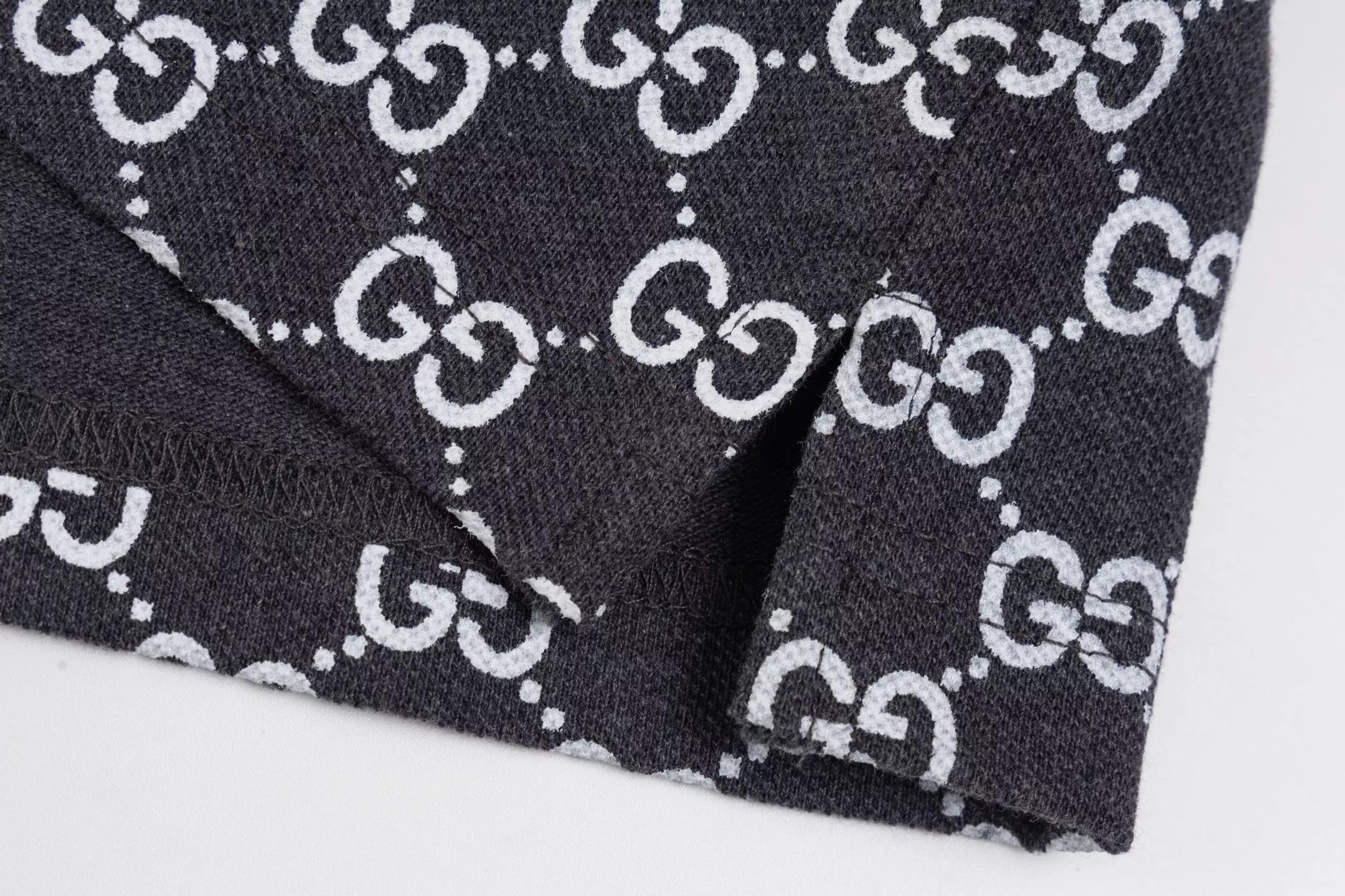 Gucci T-Shirts Short Sleeved For Men BestValue 8450