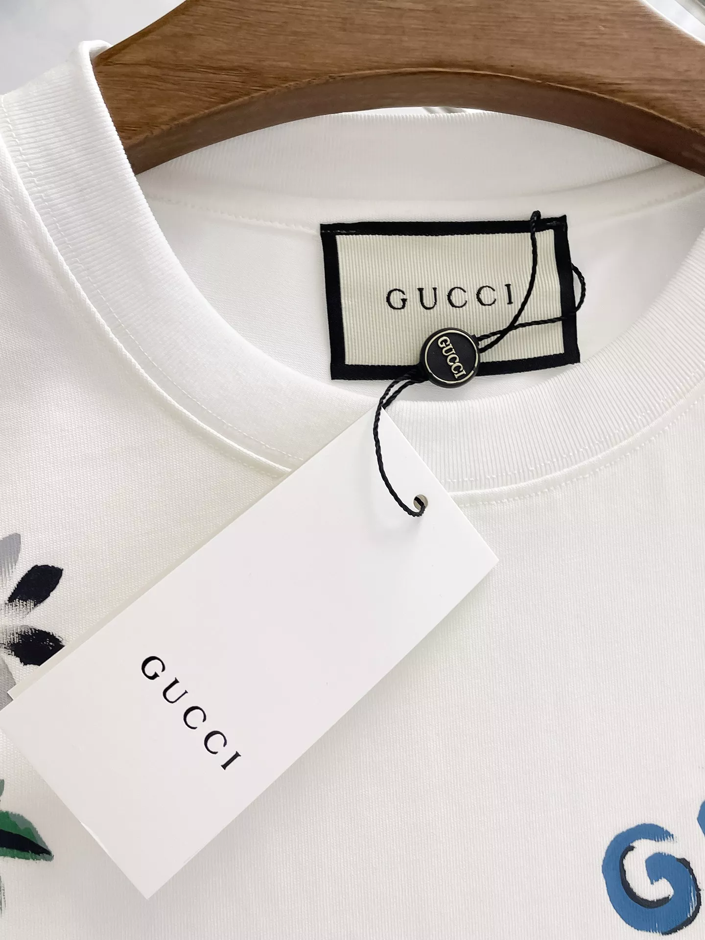 Gucci T-Shirts Short Sleeved For Men Elegant 402
