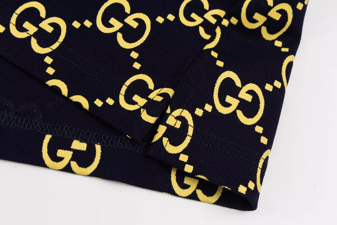 Gucci T-Shirts Short Sleeved For Men Sleek 867