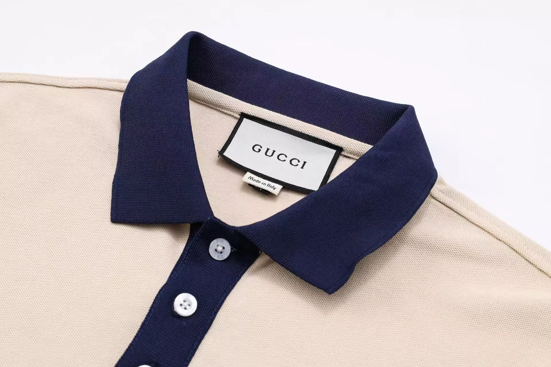 Gucci T-Shirts Short Sleeved For Men Soft 5525