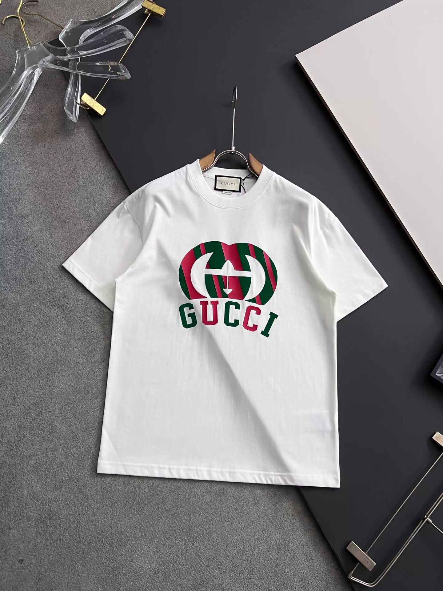 Gucci T-Shirts Short Sleeved For Men Stylish 4595