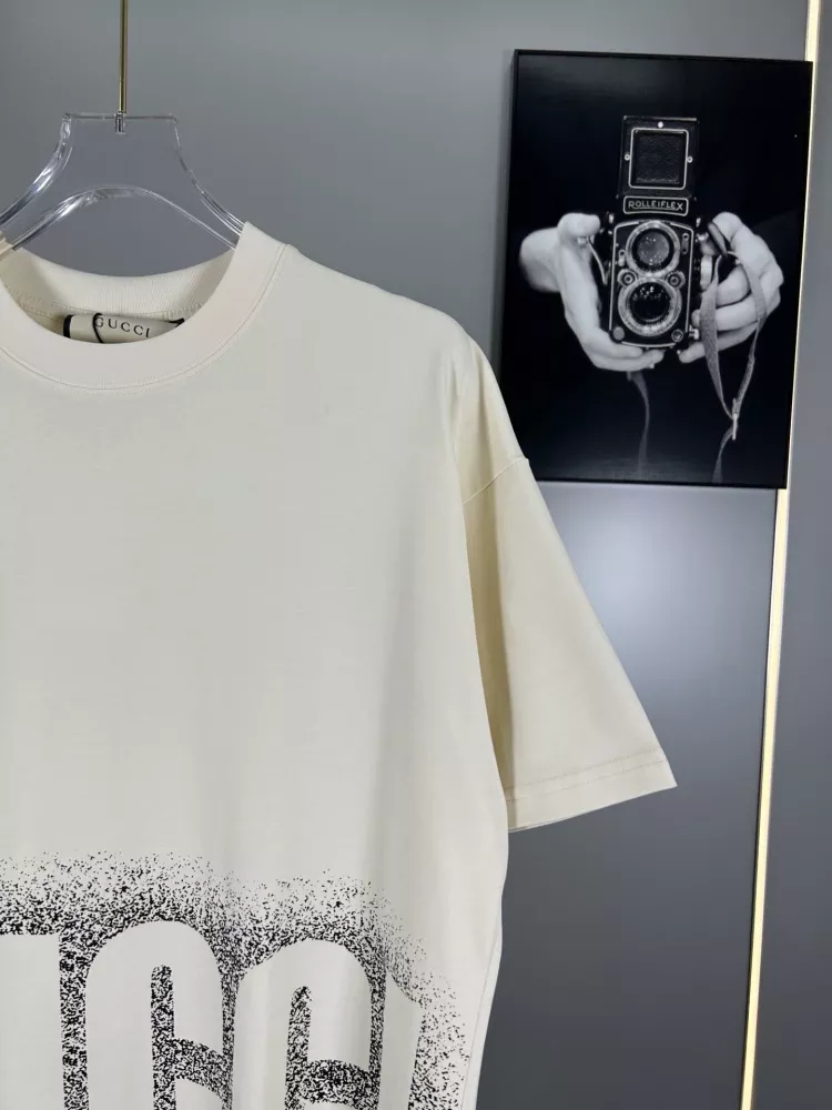Gucci T-Shirts Short Sleeved For Unisex Compact 5155