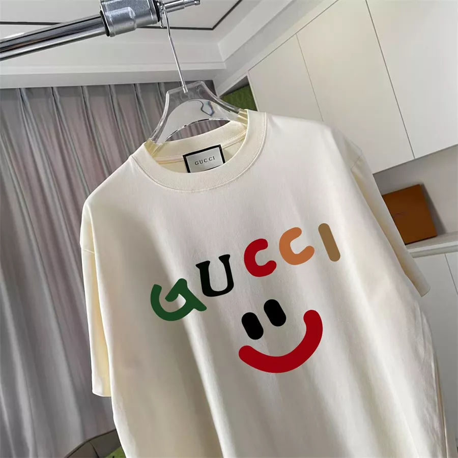 Gucci T-Shirts Short Sleeved For Unisex Fashionable 3942