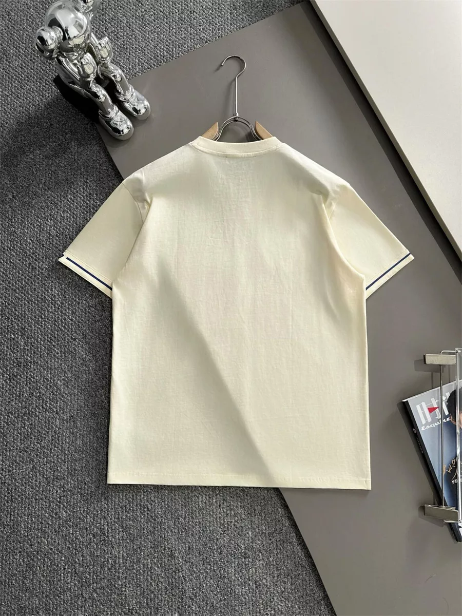 Gucci T-Shirts Short Sleeved For Unisex Resilient 691