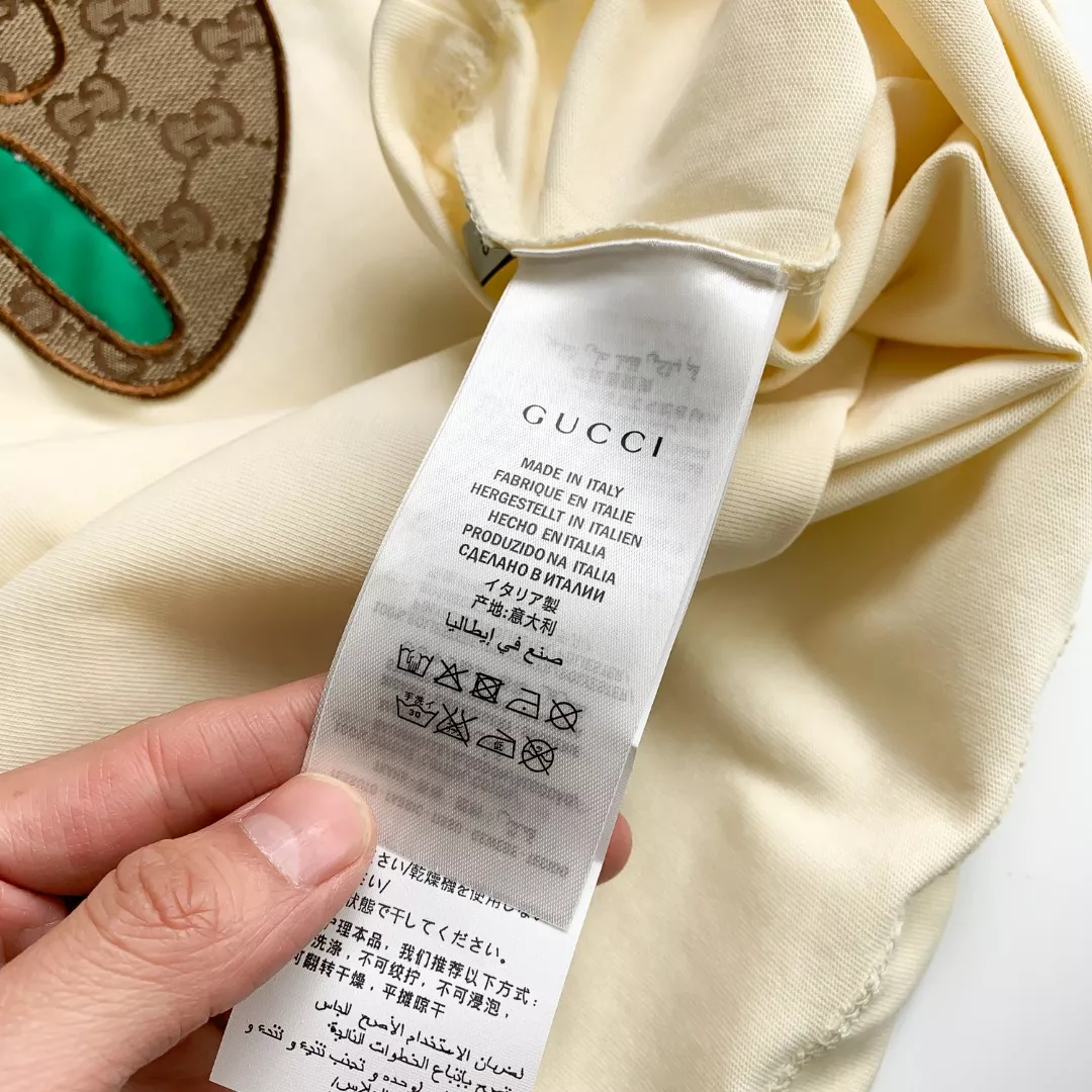 Gucci T-Shirts Short Sleeved For Unisex Sleek 3723