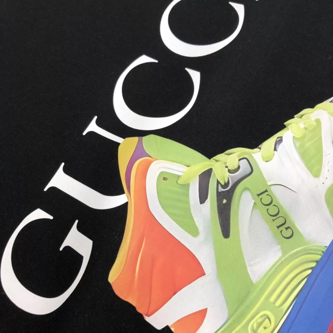 Gucci T-Shirts Short Sleeved For Unisex Trendsetting 2746