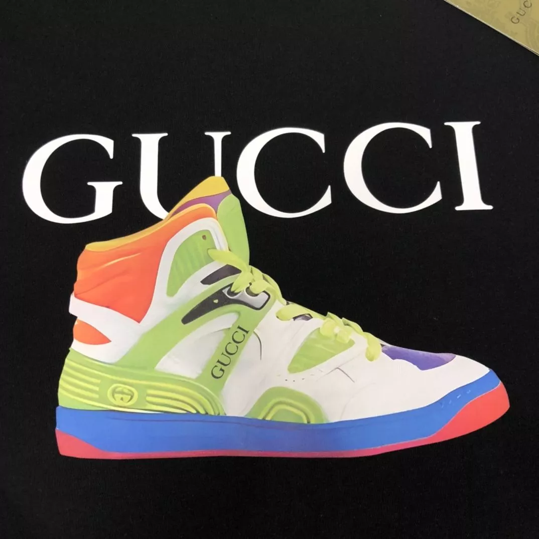 Gucci T-Shirts Short Sleeved For Unisex Trendsetting 2746