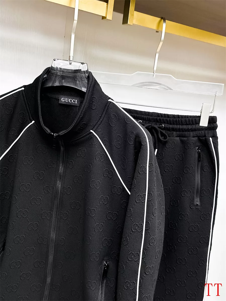Gucci Tracksuits Long Sleeved For Men Affordable 5670
