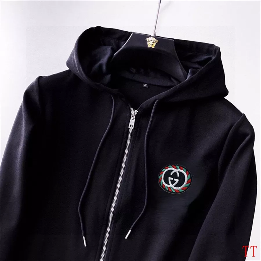 Gucci Tracksuits Long Sleeved For Men BestValue 8492