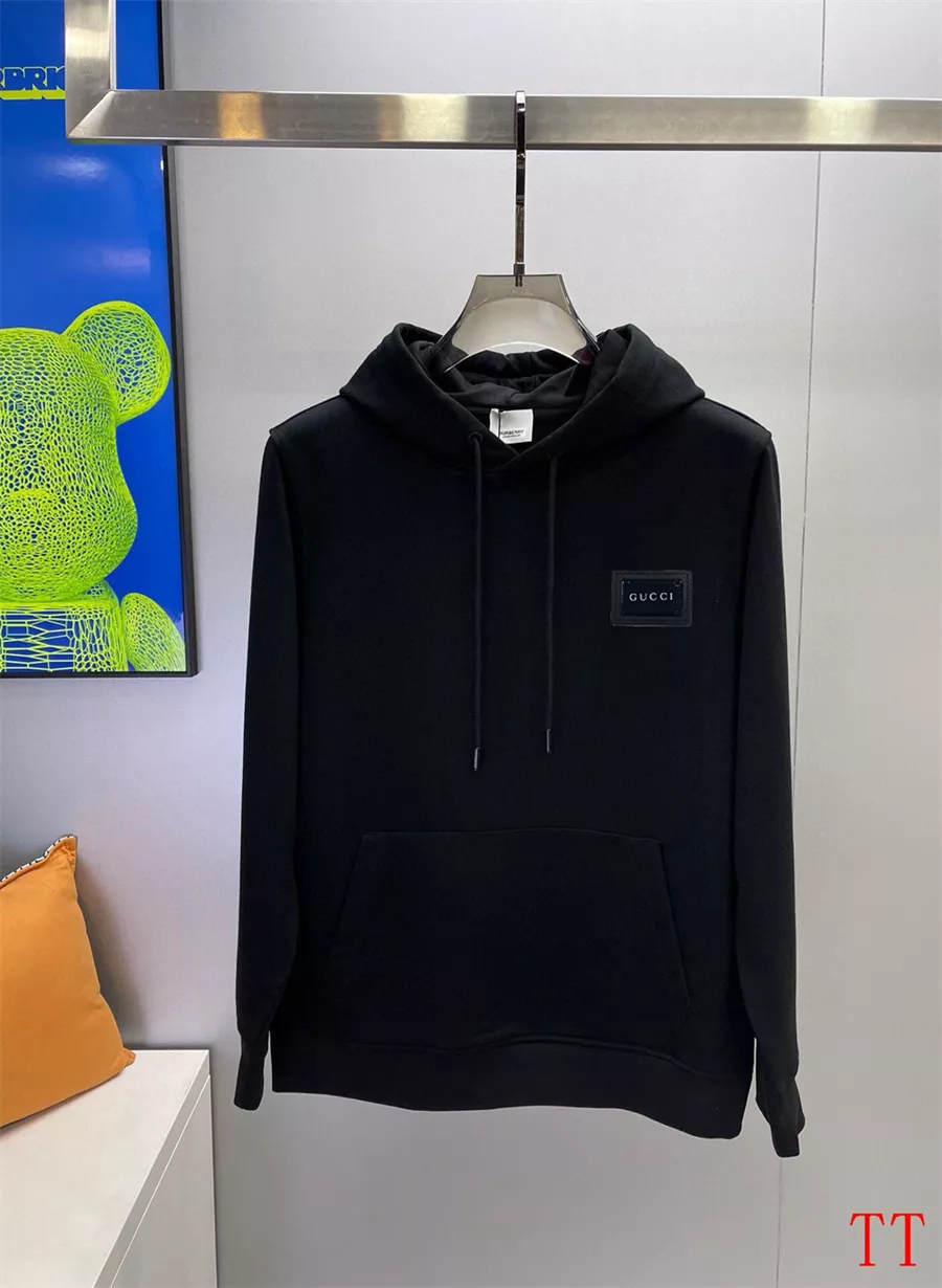 Gucci Tracksuits Long Sleeved For Men Classic 3579