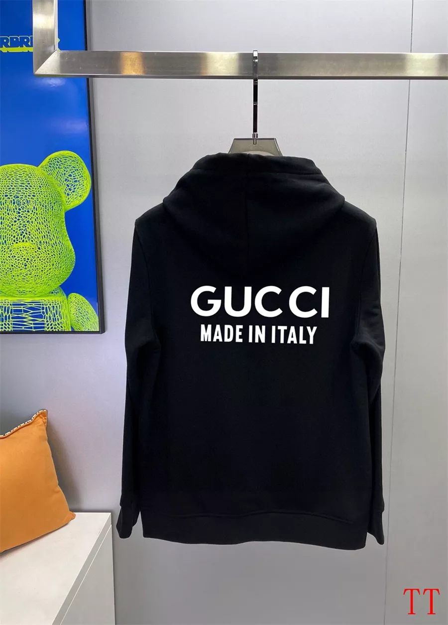 Gucci Tracksuits Long Sleeved For Men Classic 3579