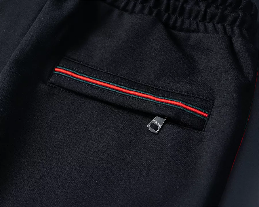 Gucci Tracksuits Long Sleeved For Men Fashionable 3681