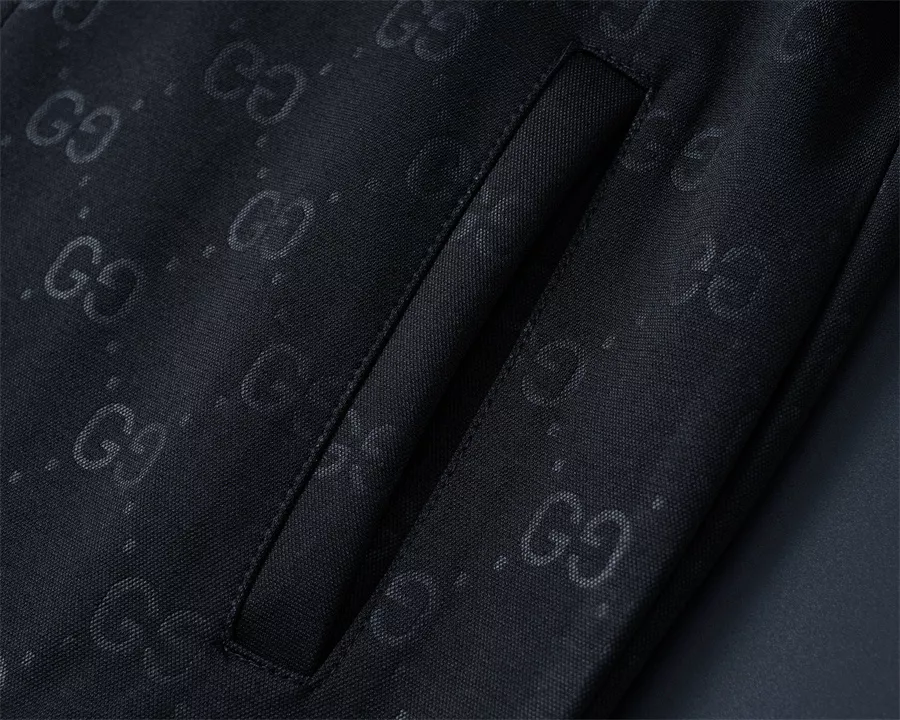 Gucci Tracksuits Long Sleeved For Men GoAnywhere 6122