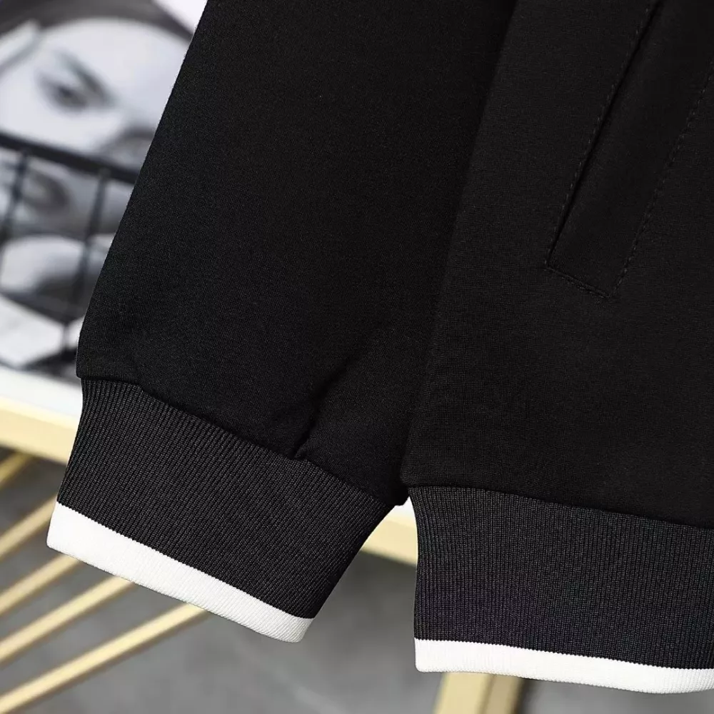 Gucci Tracksuits Long Sleeved For Men Reliable 1748