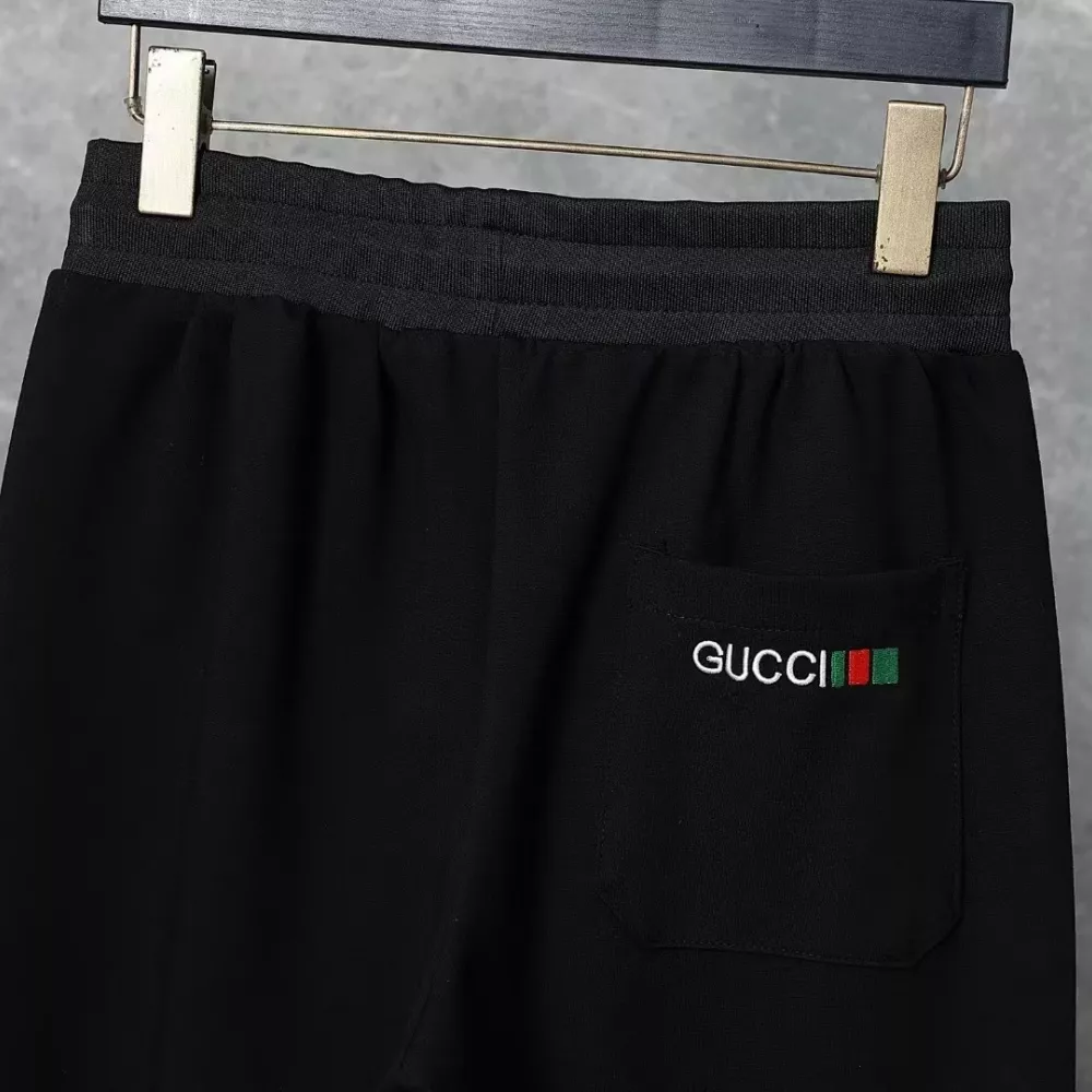 Gucci Tracksuits Long Sleeved For Men Reliable 1748