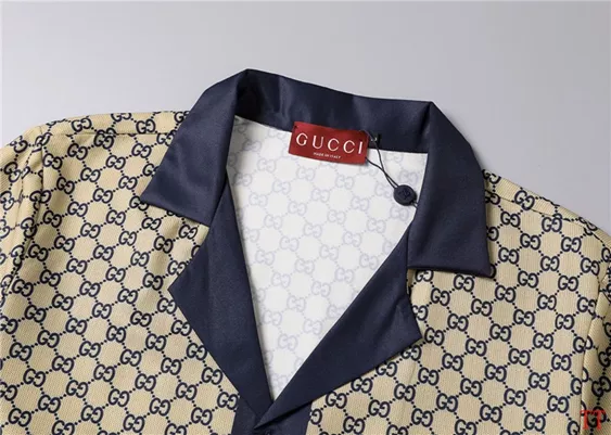Gucci Tracksuits Short Sleeved For Men Classic 3999